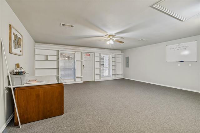 Building Photo - 3024 Encino Dr