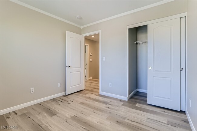 Building Photo - 6171 Sierra Blue Ct