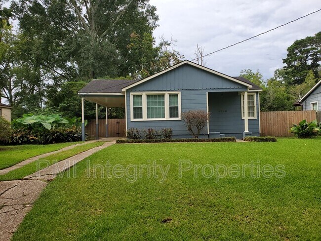 Primary Photo - 4750 Tupello St
