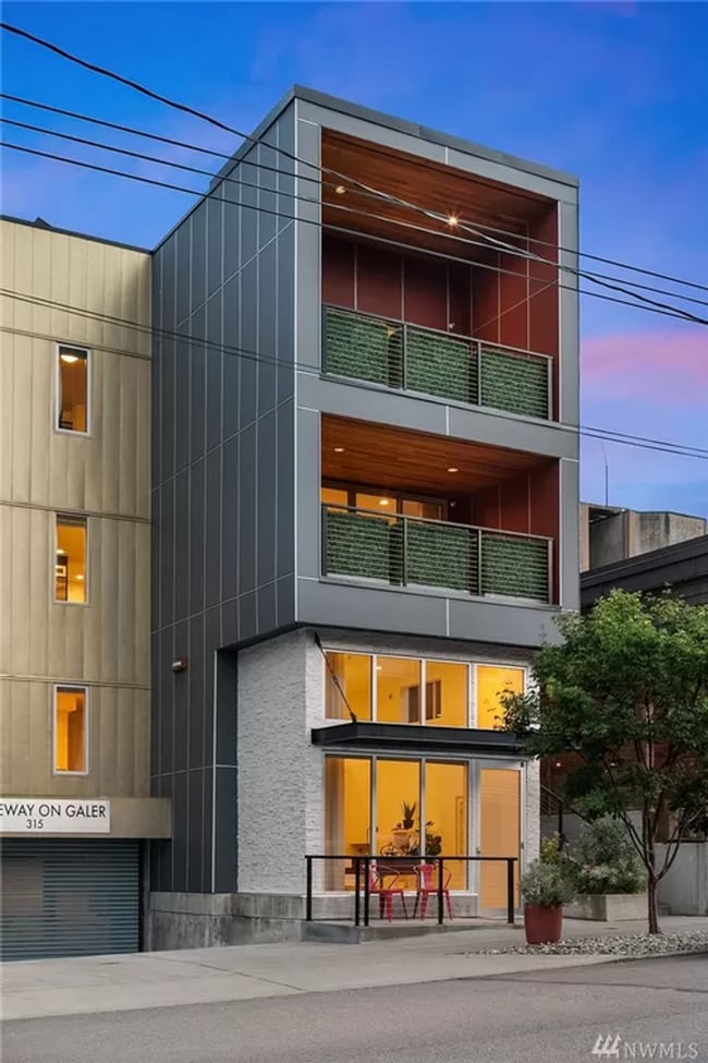 Building Photo - Stunning 2 Bed 3 Bath Home in Queen Anne
