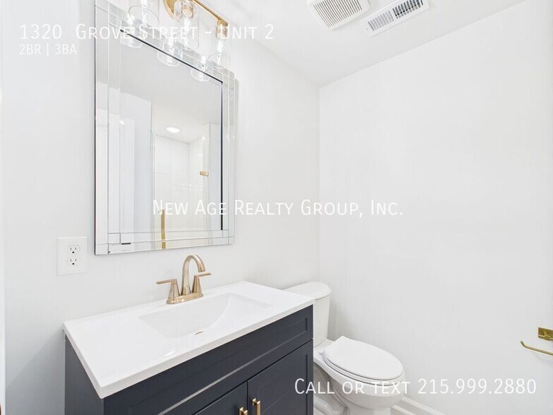 Building Photo - 1320 Grove St