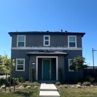 Building Photo - 2090 Daimler St