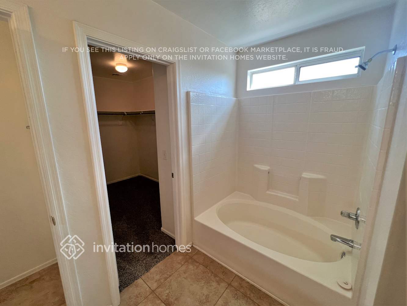 Building Photo - 10621 E Plata Ave