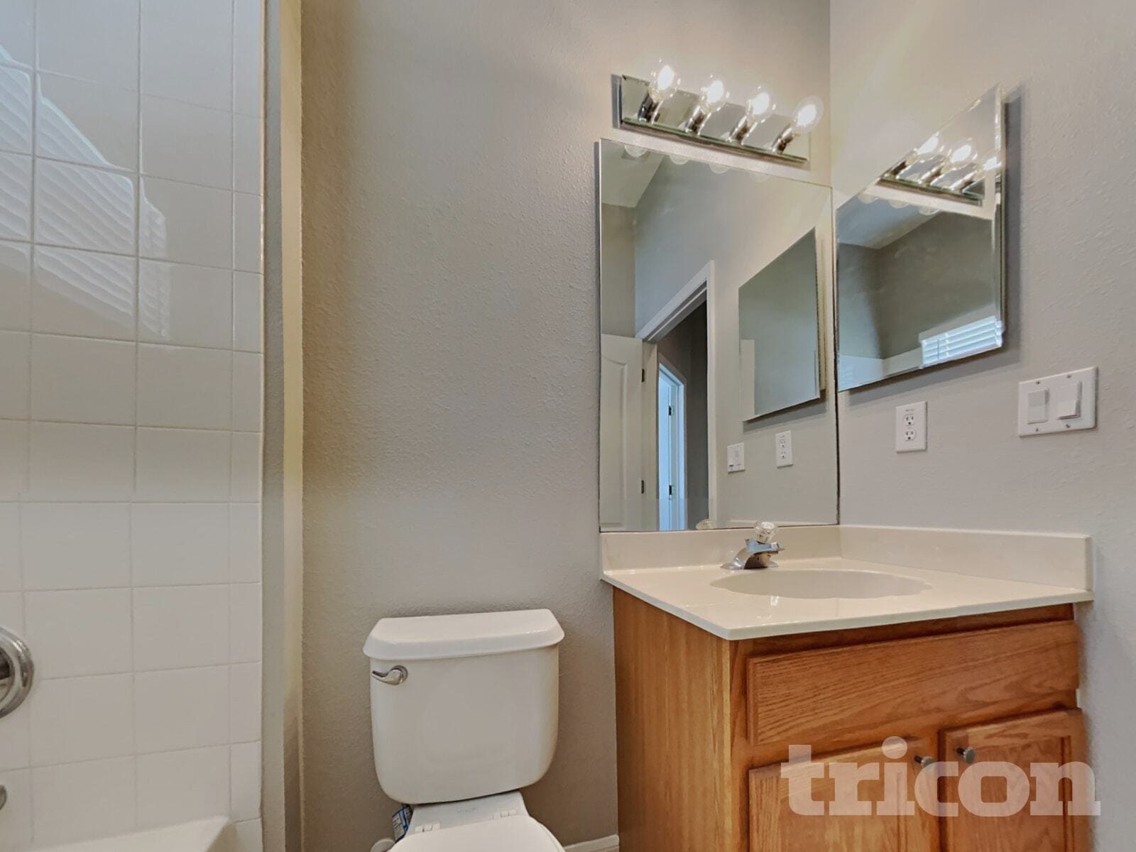 Building Photo - 3508 Pendleton Way