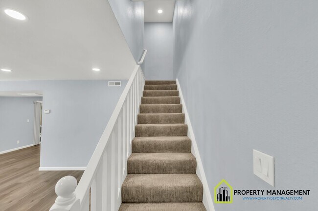 Building Photo - Inviting 3-Bedroom, 2-Bathroom Residence w...