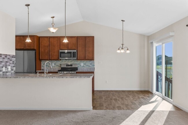 Building Photo - Charming 3-Bedroom Home