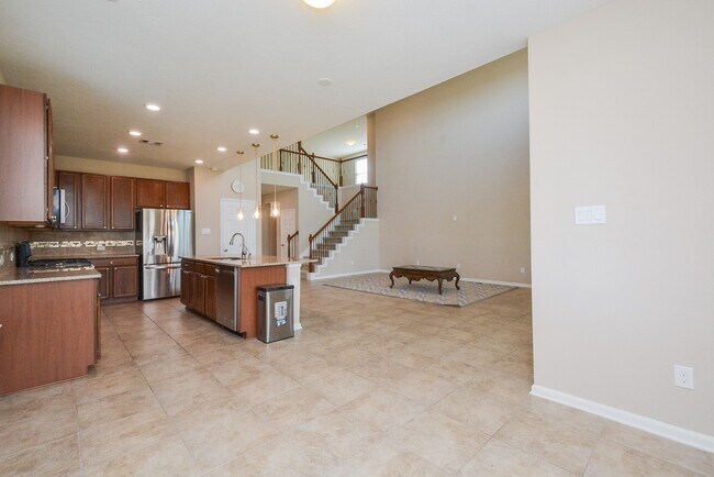 Building Photo - 8019 Cheyenne Hills Trail