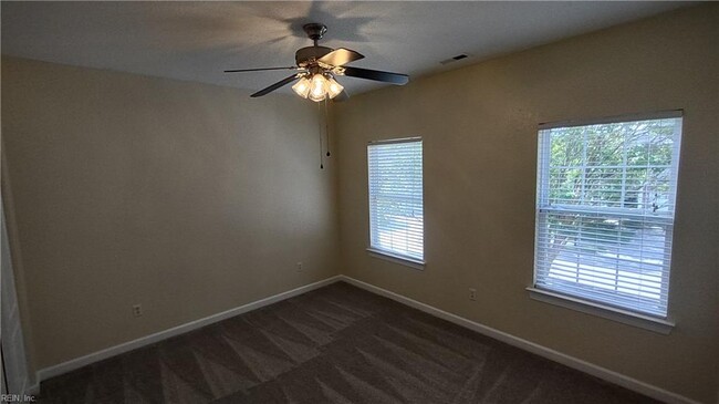 Building Photo - 1507 Elderberry Rd