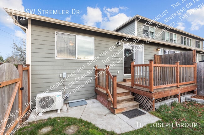 Building Photo - 1799 Stremler Dr