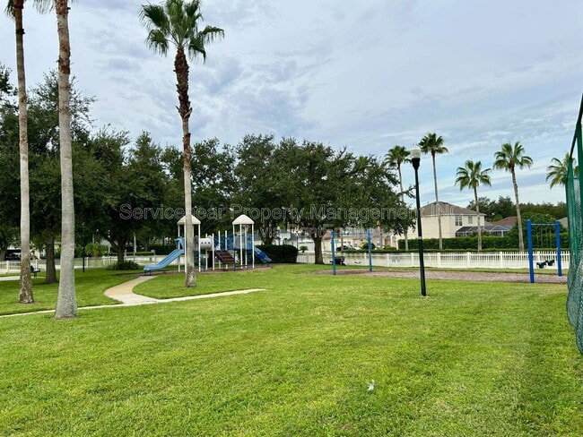 Building Photo - 10303 Beneva Dr