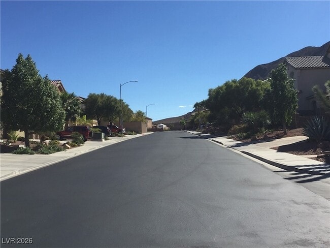 Building Photo - 1169 Midori St