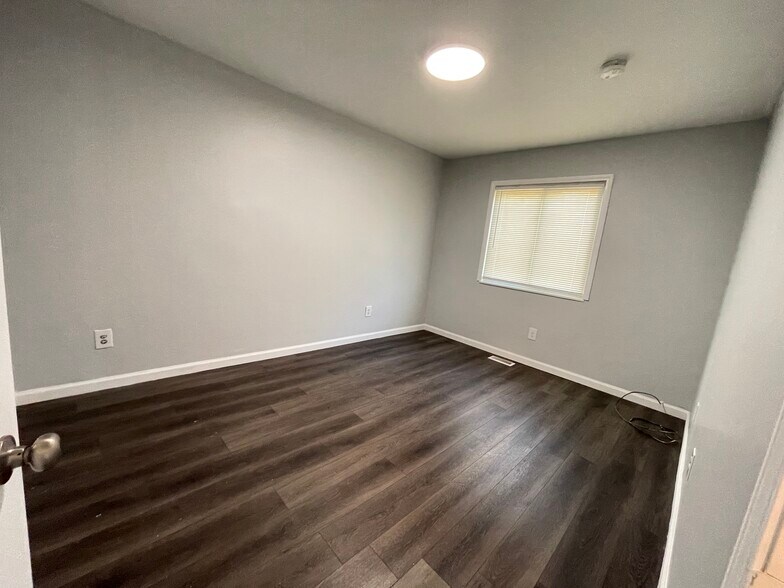 Building Photo - 508 Bloomfield Ave