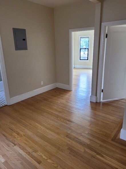 Building Photo - 2339 Hilgard Ave