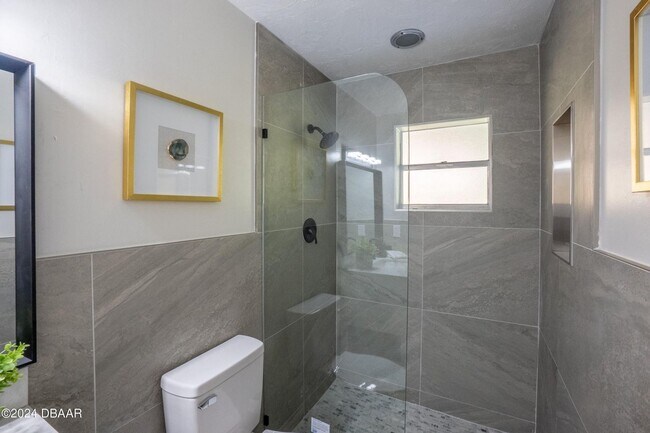 Building Photo - 118 Pinion Cir