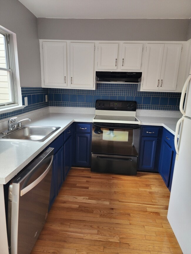 Building Photo - 18859 McFarlin Dr