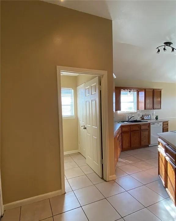 Building Photo - 1510 Zinfandel Dr