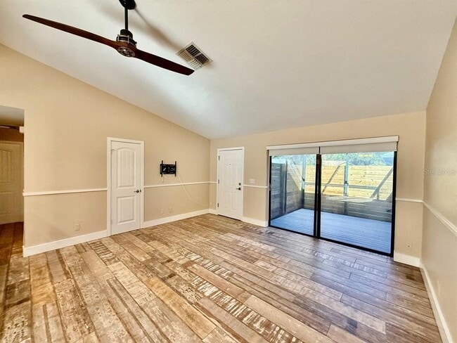 Building Photo - 23331 Club Villas Dr