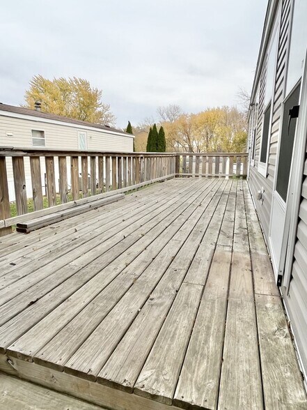 Building Photo - 3701 2nd St