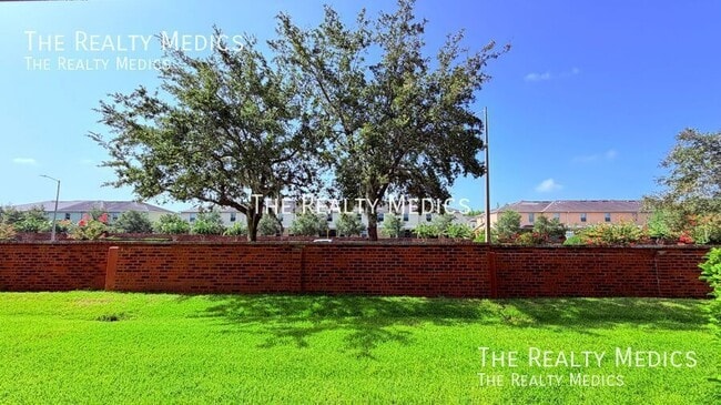 Building Photo - 2832 Adelaide Ct