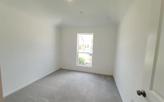 Building Photo - 6422 Seafoam Lake Dr