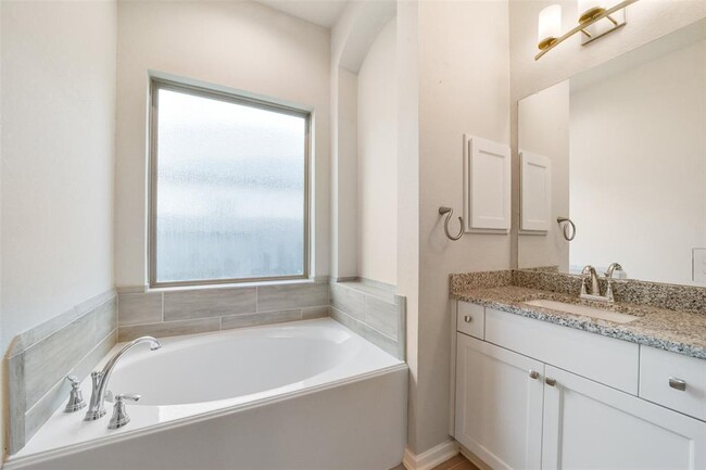 Building Photo - 29130 Parker Heights Ln