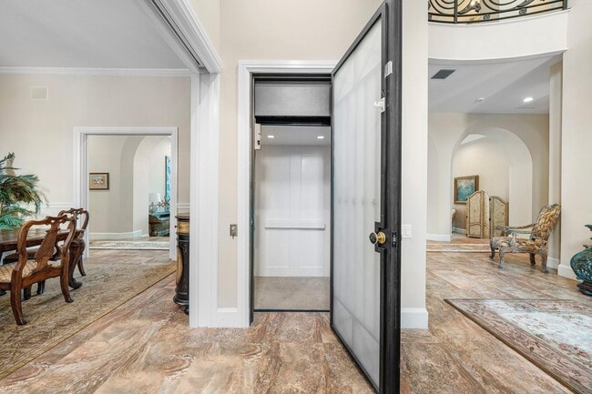 Building Photo - 2525 S Ocean Blvd