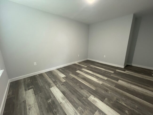 Building Photo - 4114 Majestic St