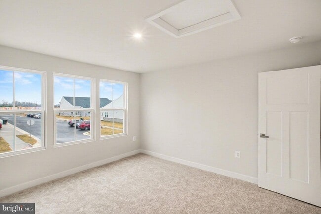 Building Photo - 8901 Blackthorne Pl