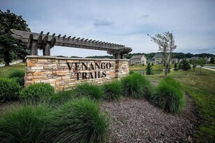 Building Photo - 2010 Hemlock Ln