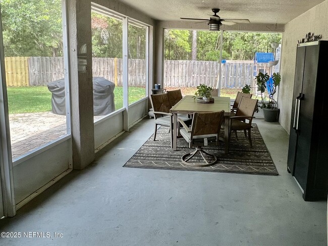 Building Photo - 75245 Fern Creek Dr