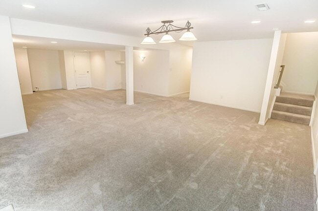 Building Photo - 1236 Kentland Ct