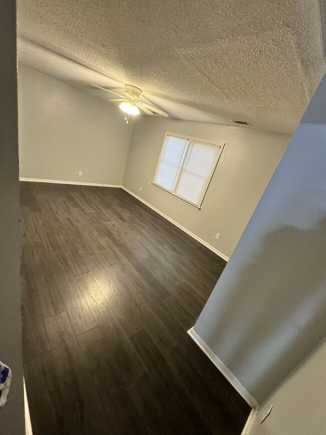 Back bedroom - 1717 Cherokee Rd