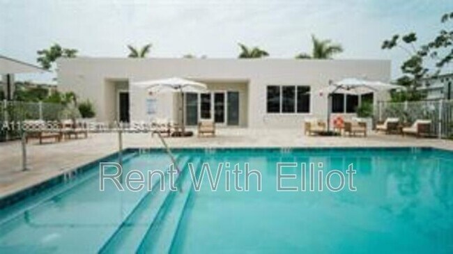 Primary Photo - 610 NE 2nd St