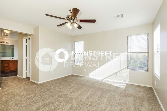 Building Photo - 6 Bedroom Pet-Friendly Home in Tolleson, AZ with Main Street Renewal