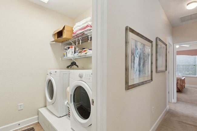Building Photo - Fully Renovated 3BR/2.5BA Condo with Garag...