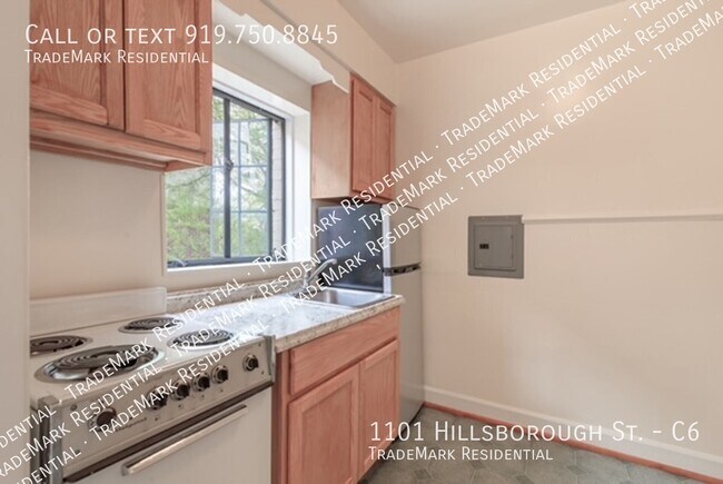 Building Photo - 1101 Hillsborough St