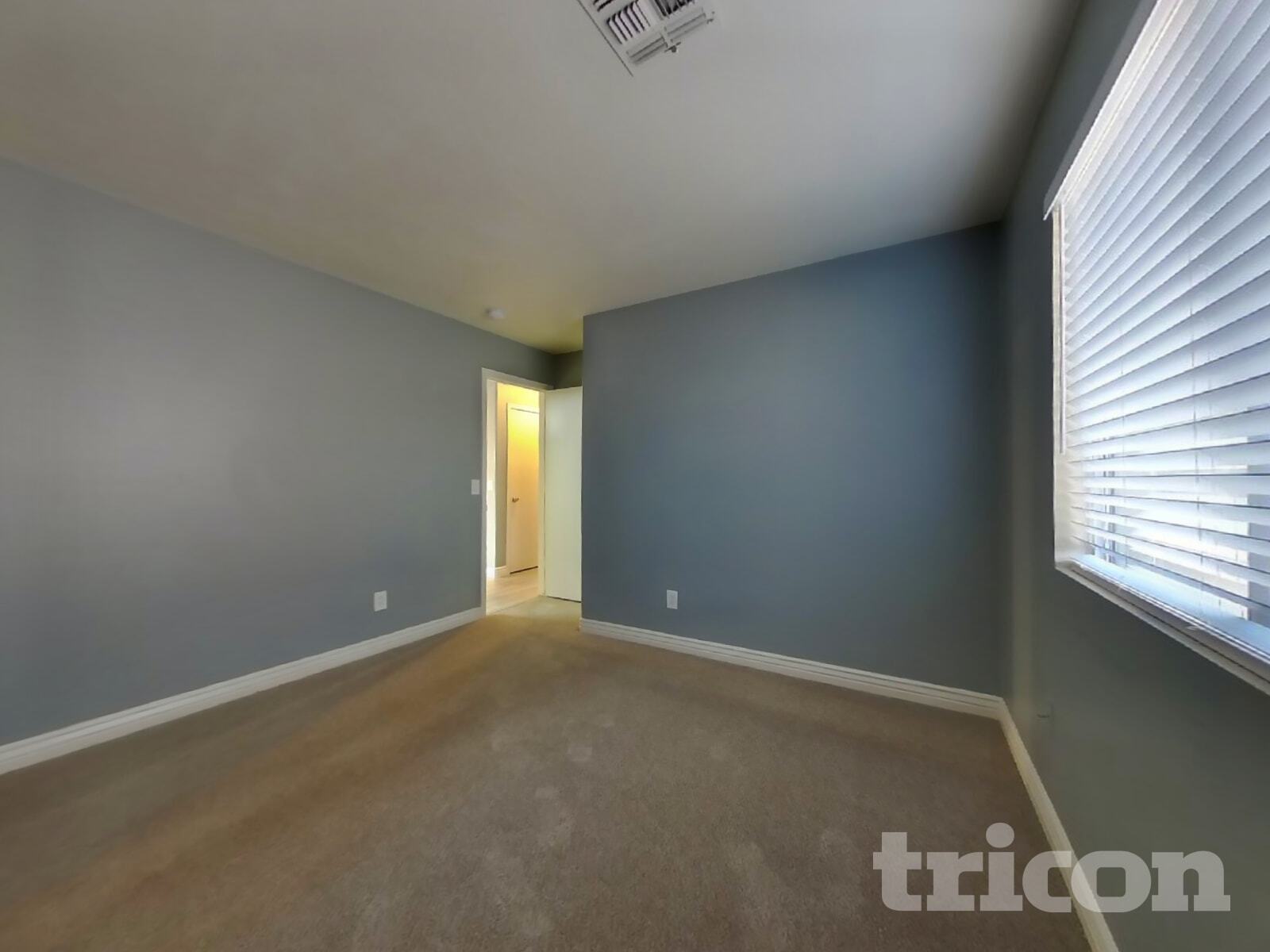 Building Photo - 8610 W Echo Ln