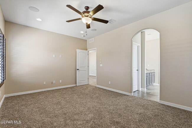 Building Photo - 2157 Honour Point Pl