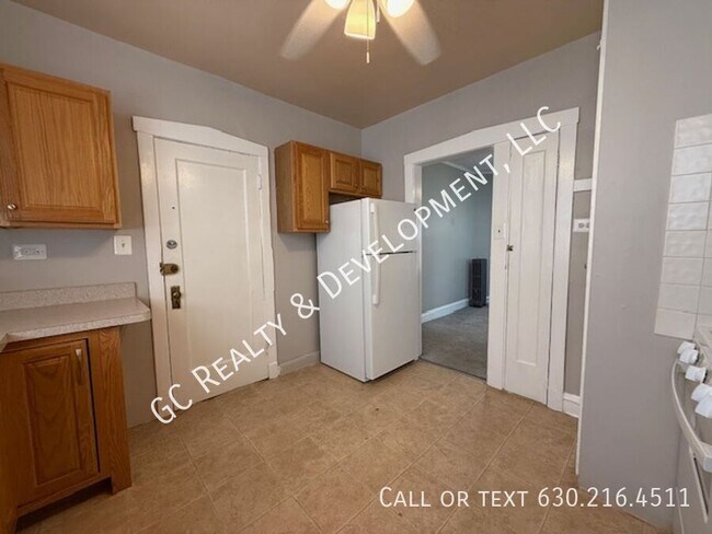 Building Photo - 1504 Pitner Ave