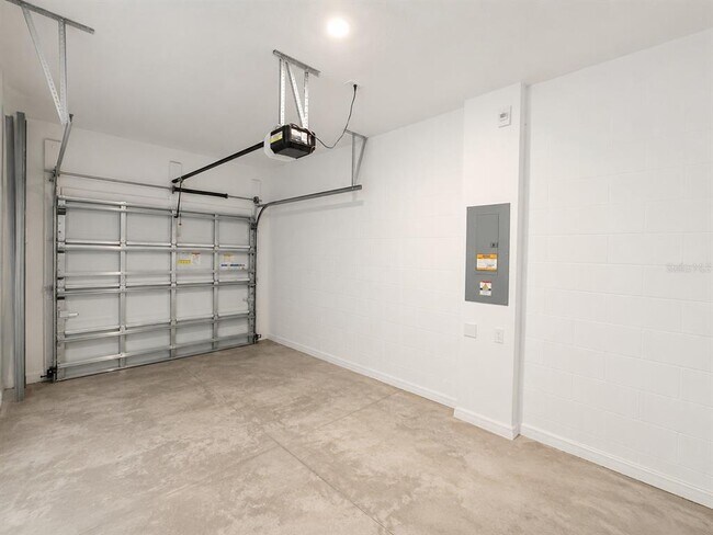 Building Photo - 15144 Cuzcorro Ct