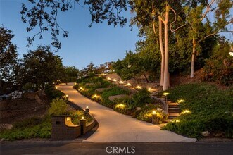 Building Photo - 954 Encino Vista Dr