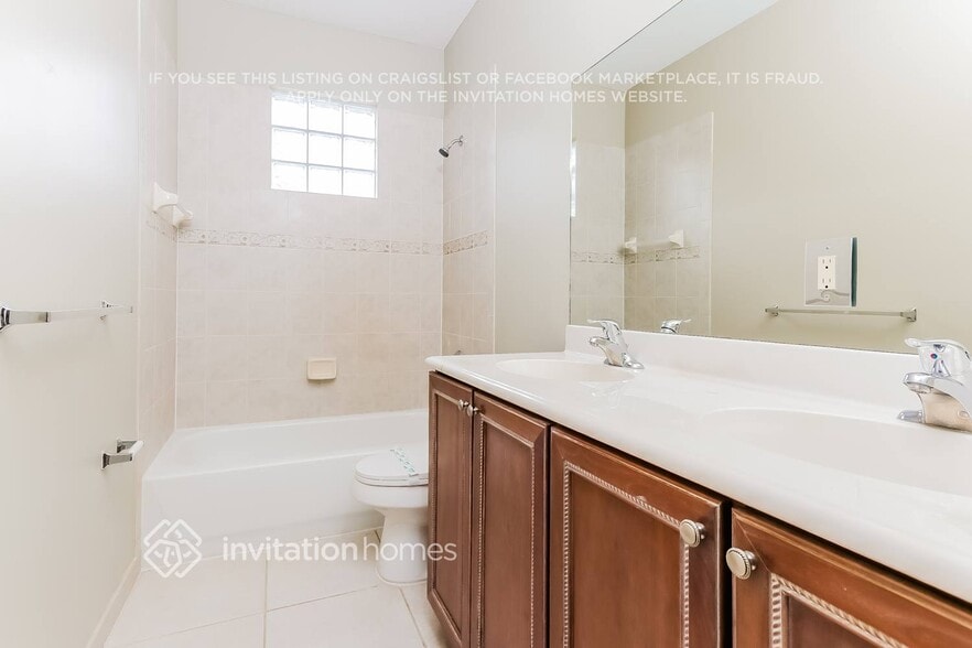 Building Photo - 1061 Grove Park Cir