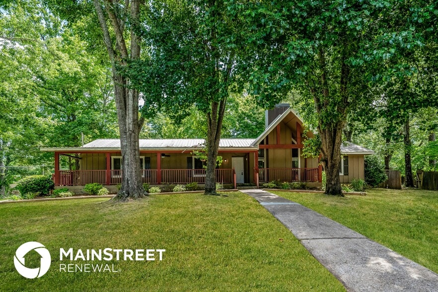 Primary Photo - 2064 Edenwood Dr