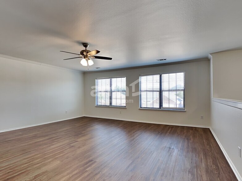 Building Photo - 4301 Summer Star Ln