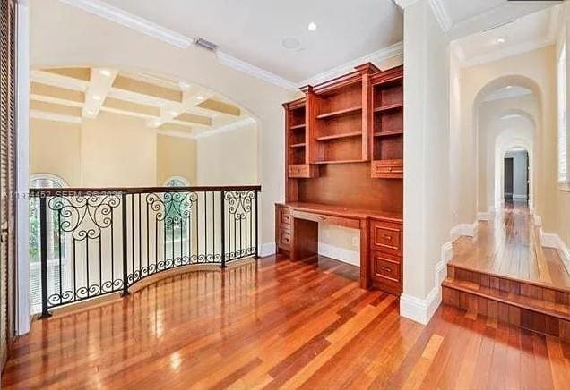 Building Photo - 3733 Solana Rd