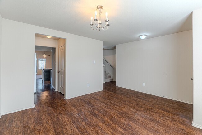 Building Photo - 2007 Naplechase Crest Dr