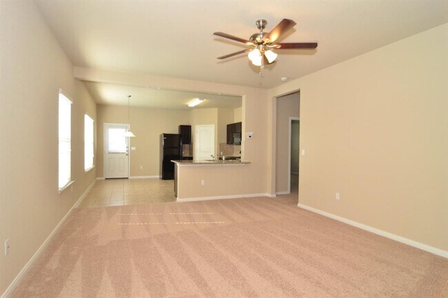 Building Photo - 261 Northern Flicker St