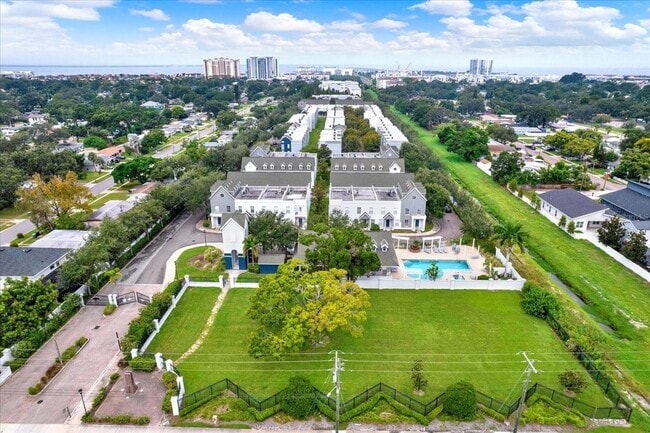 Building Photo - 4529 Bay Spring Ct