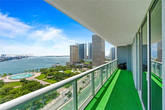 Building Photo - 50 Biscayne Blvd