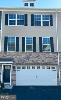 Building Photo - 493 Monte Farm Rd